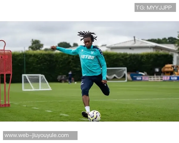 纳兹里德状态低迷全场仅得5分5篮板正负值惨淡15表现令人失望