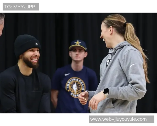 库里谈约内斯库的职业生涯称与她有深厚渊源并持续关注