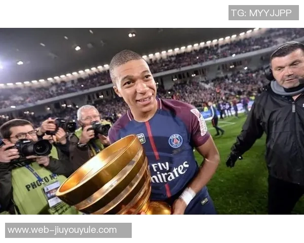 姆巴佩创造历史成皇马首位包揽赛季欧冠前三球的传奇球员